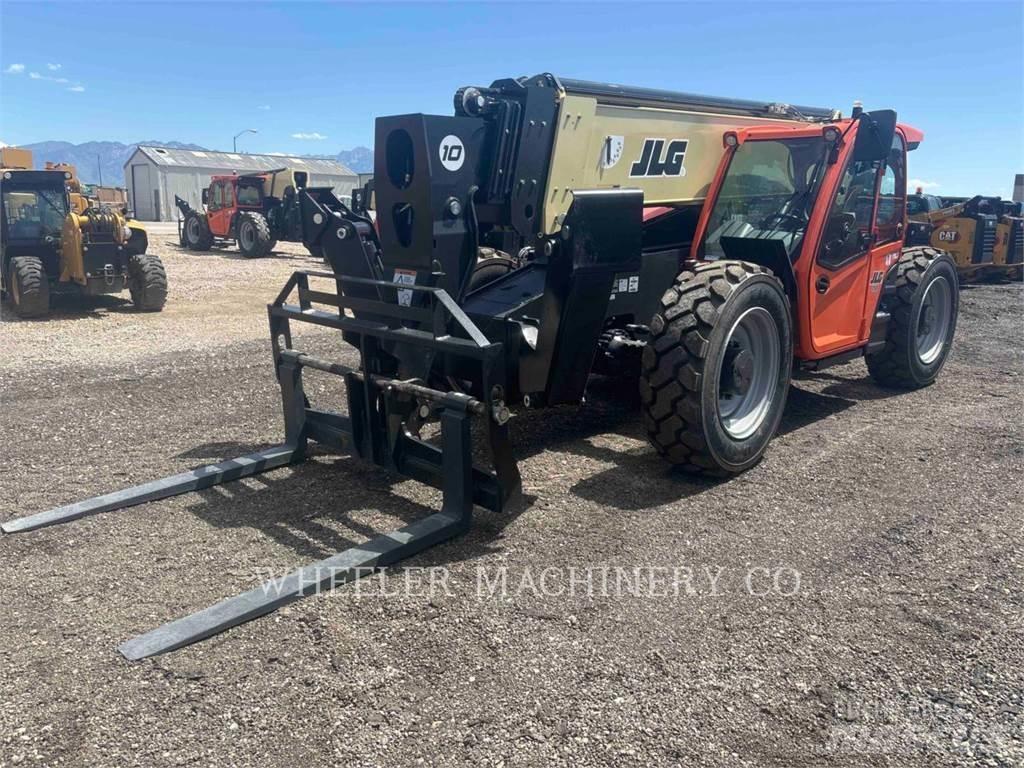 JLG 1055 Телескопические погрузчики