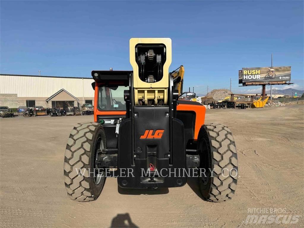 JLG 1055 Телескопические погрузчики