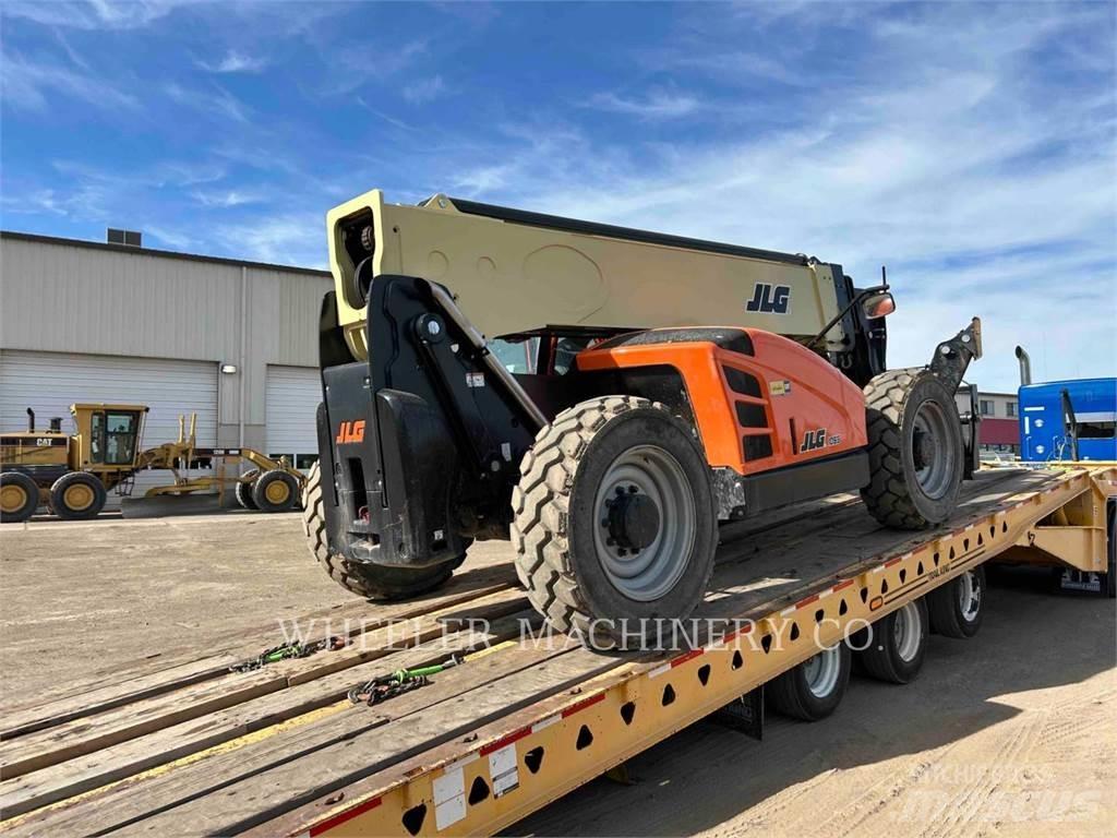 JLG 1055 Телескопические погрузчики