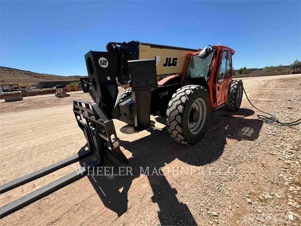 JLG 1255 Телескопические погрузчики