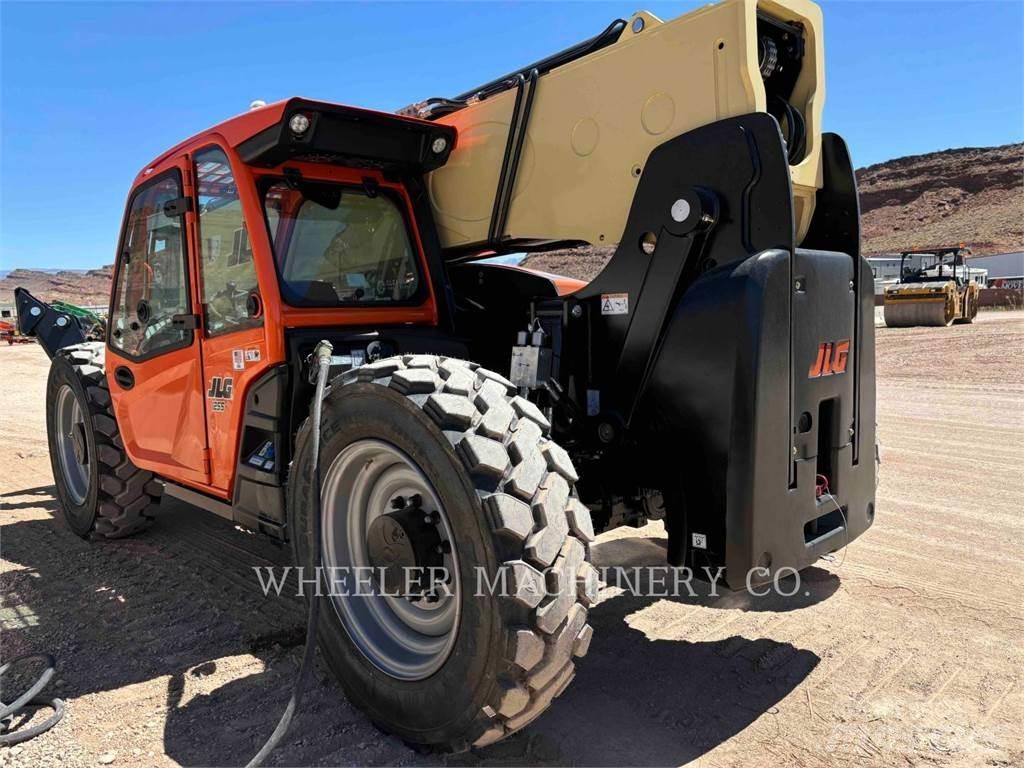 JLG 1255 Телескопические погрузчики