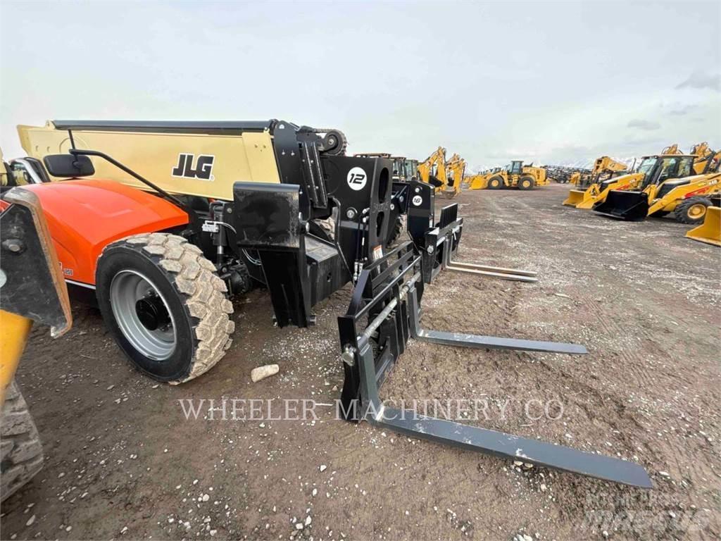 JLG 1255 Телескопические погрузчики