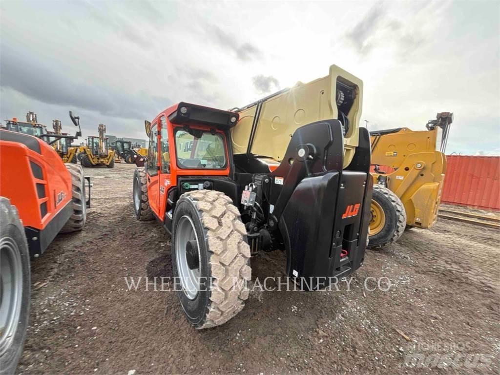 JLG 1255 Телескопические погрузчики
