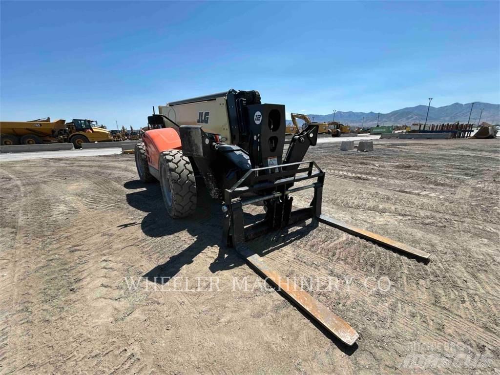 JLG 1255 Телескопические погрузчики