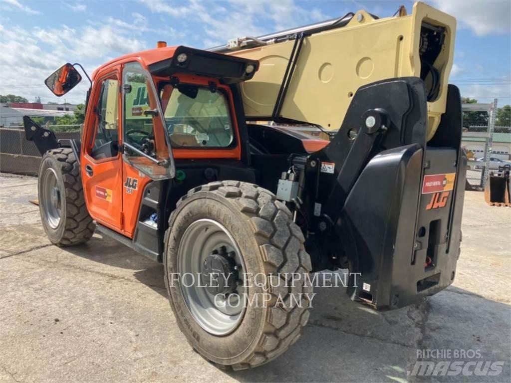 JLG 1255C Телескопические погрузчики