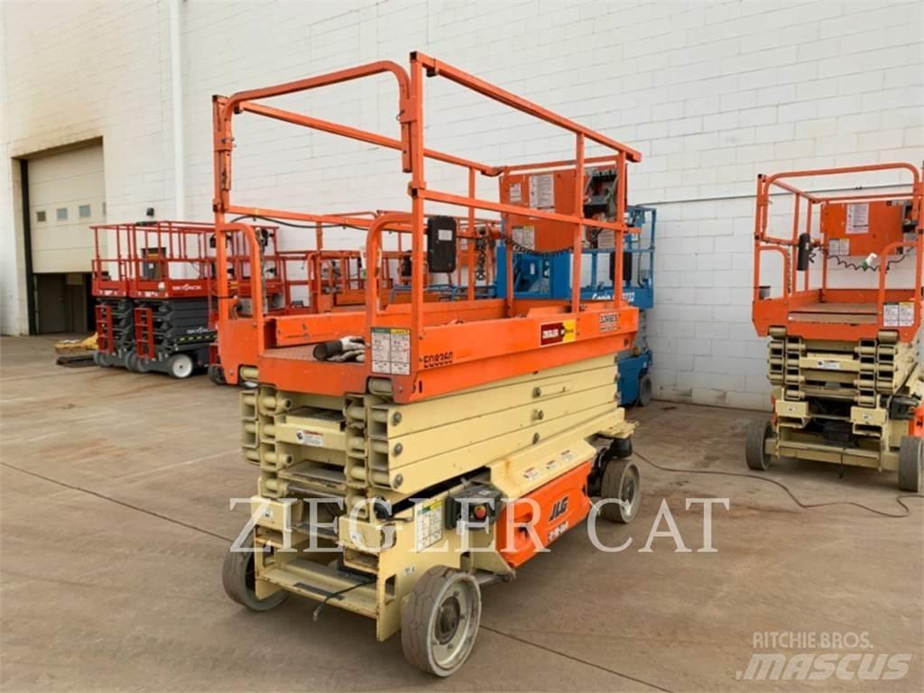 JLG 3246ES Ножничные подъемники