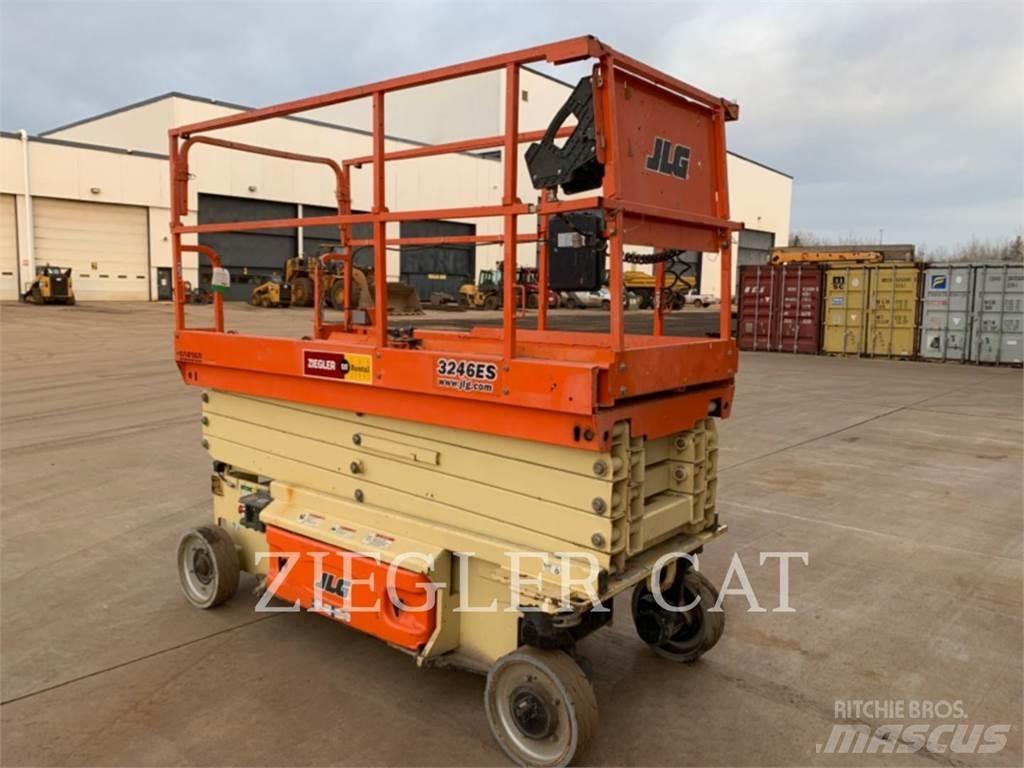 JLG 3246ES Ножничные подъемники