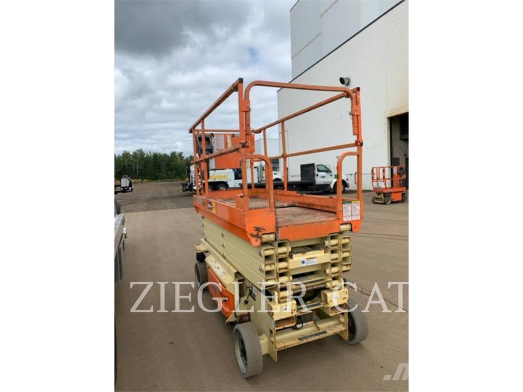 JLG 3246ES Ножничные подъемники