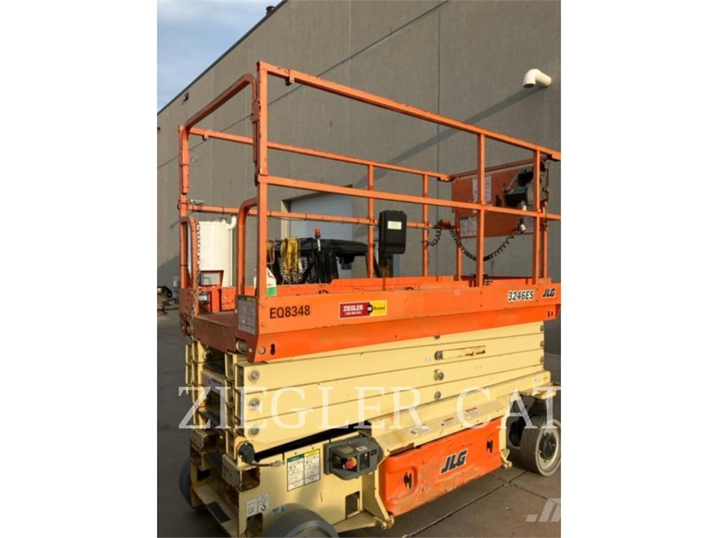 JLG 3246ES Ножничные подъемники