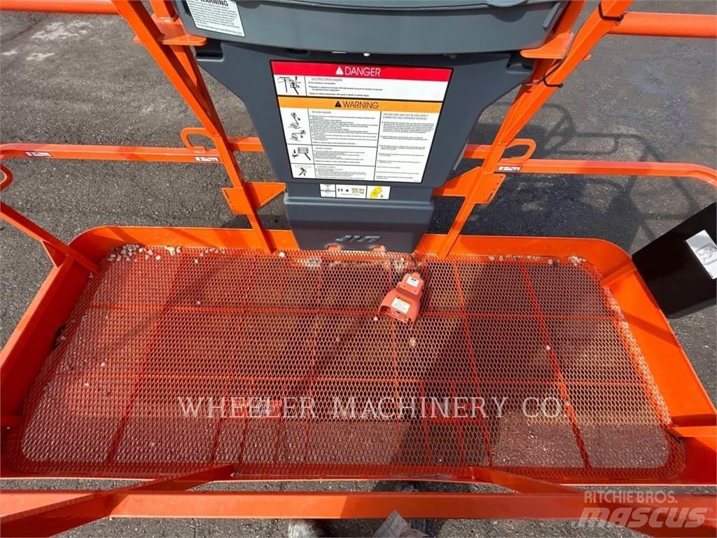JLG 460SJ Коленчатые подъемники