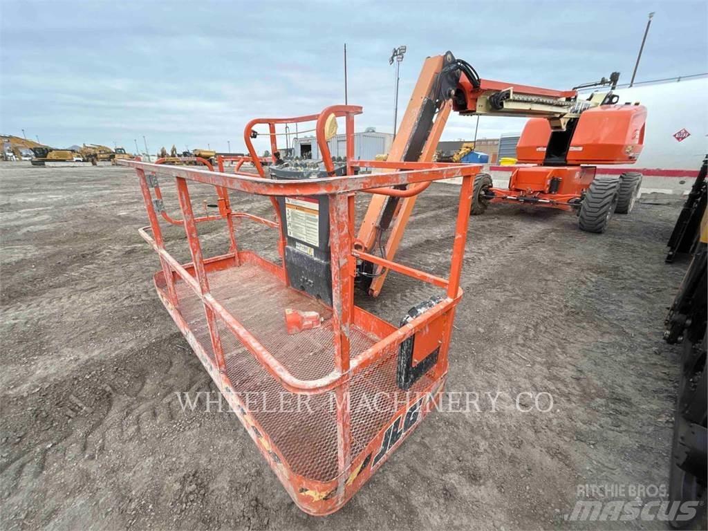 JLG 460SJ Коленчатые подъемники