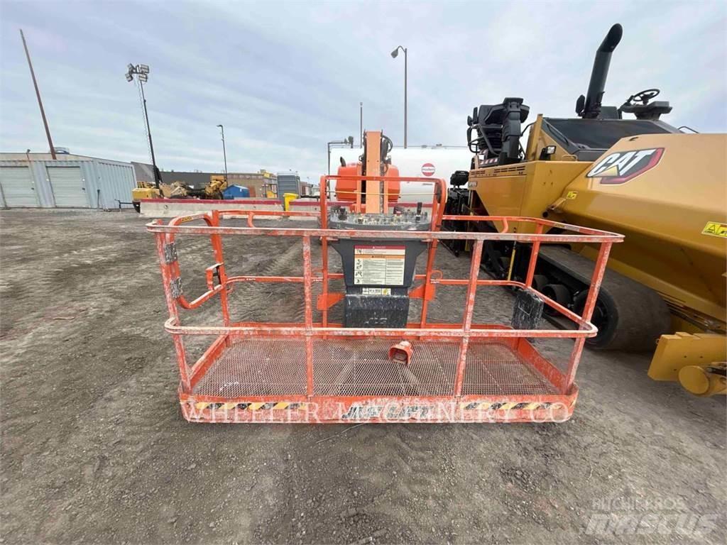 JLG 460SJ Коленчатые подъемники