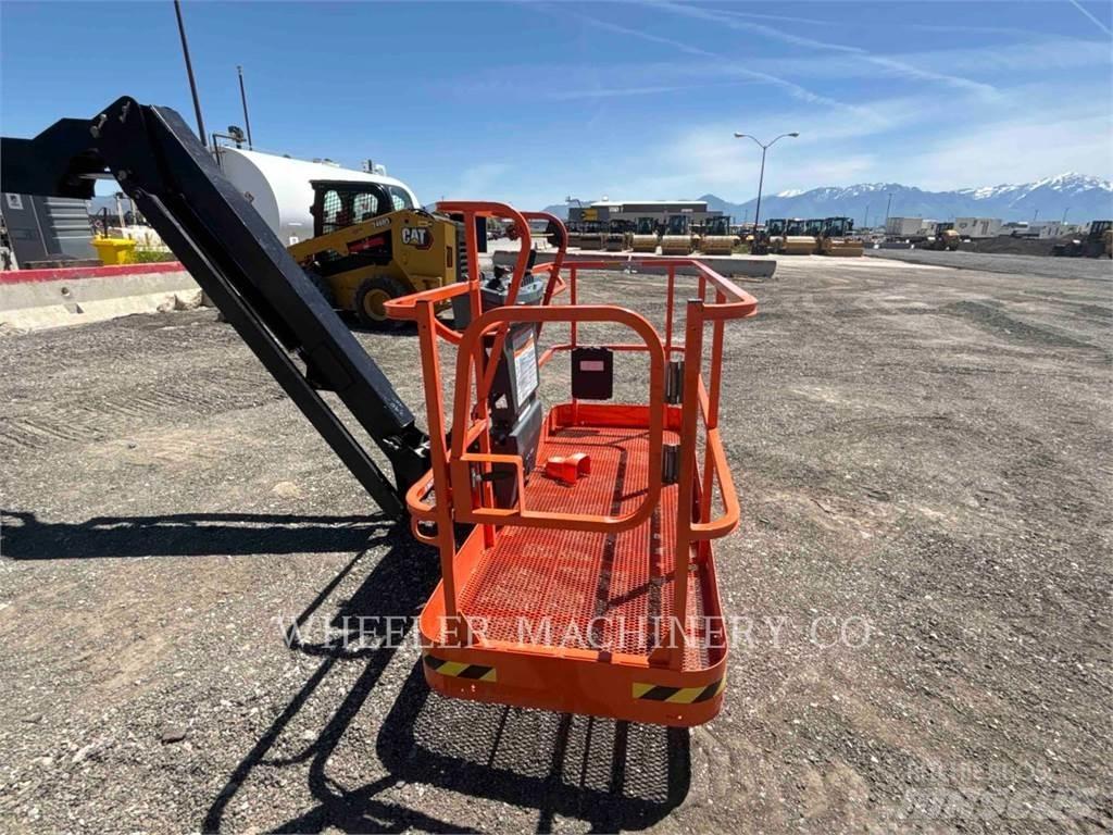 JLG 460SJ Коленчатые подъемники