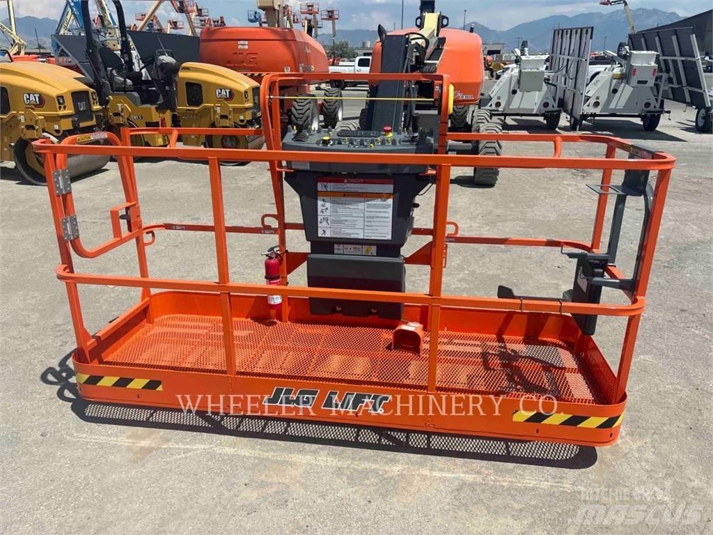 JLG 460SJ SP Коленчатые подъемники