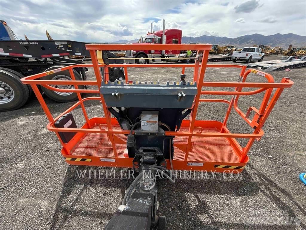 JLG 460SJ SP Коленчатые подъемники