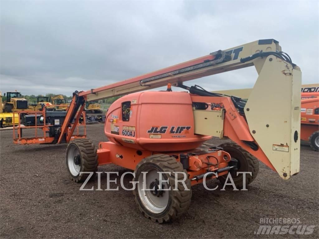 JLG 600AJ Коленчатые подъемники