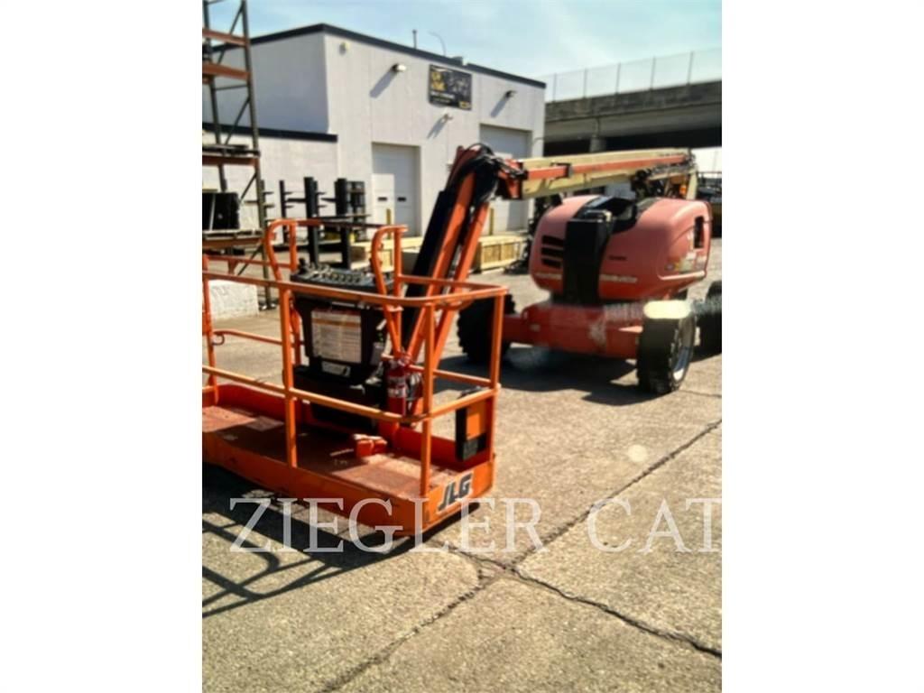 JLG 600AJ Коленчатые подъемники