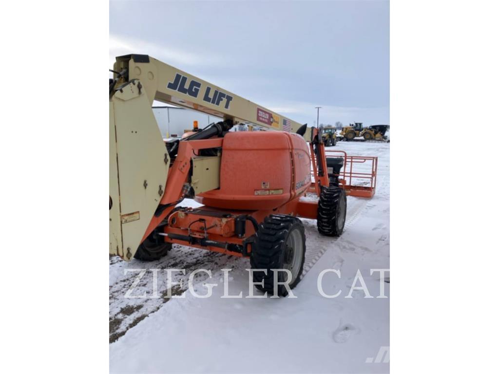 JLG 600AJ Коленчатые подъемники