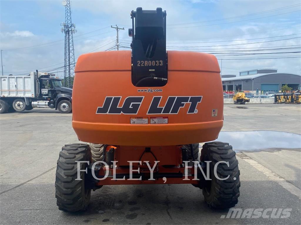 JLG 600S Коленчатые подъемники