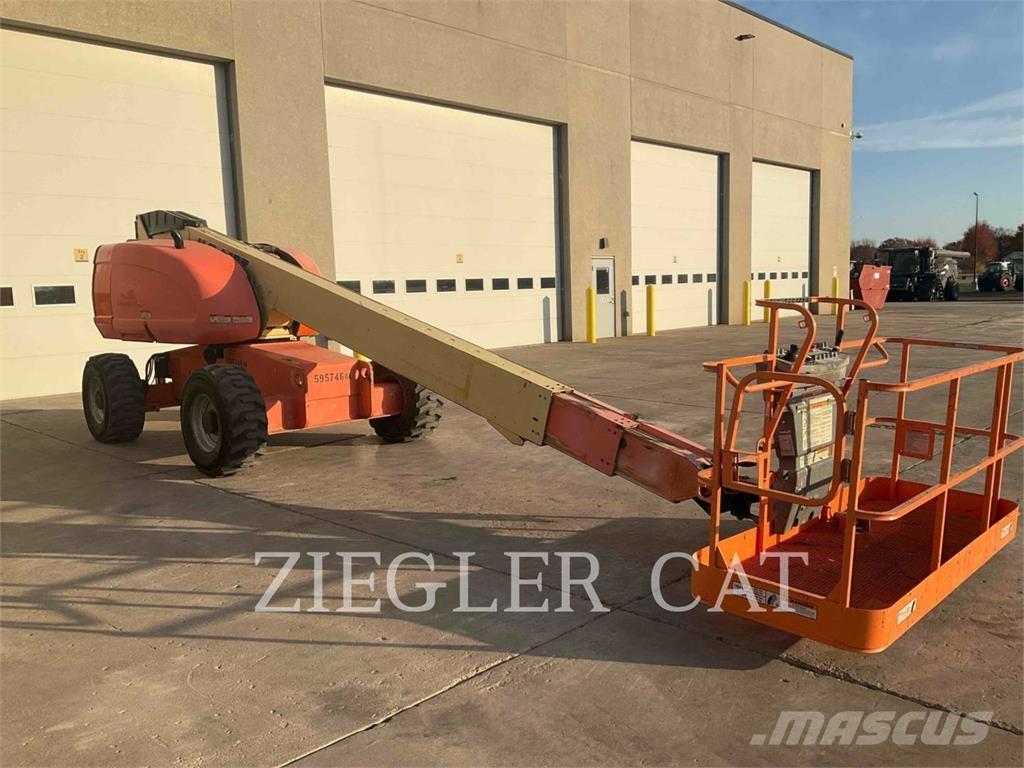 JLG 600S Коленчатые подъемники