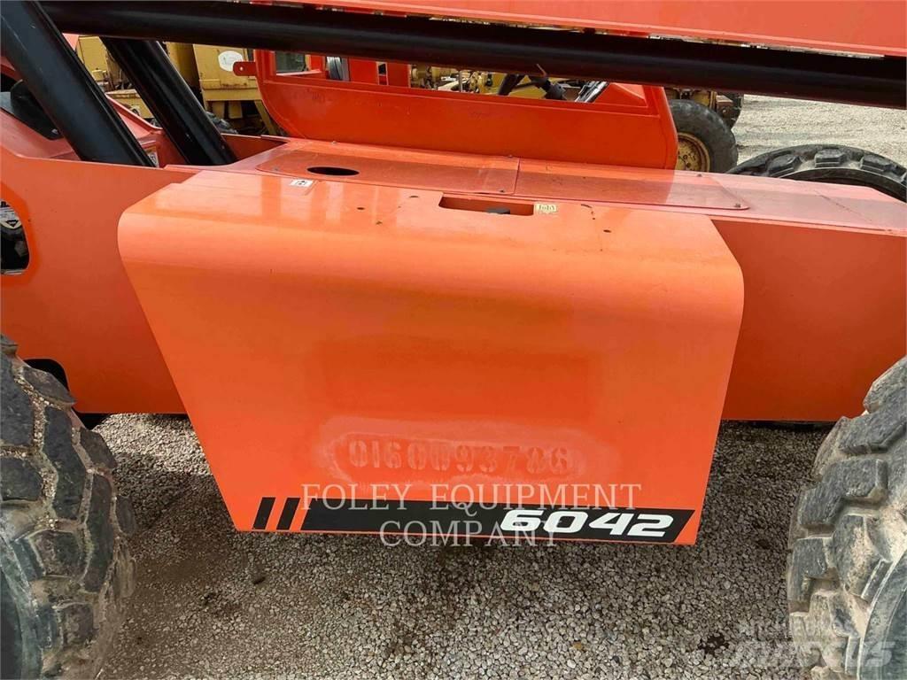 JLG 6042 Телескопические погрузчики