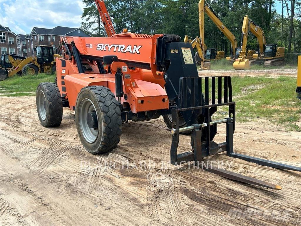 JLG 6042 Телескопические погрузчики