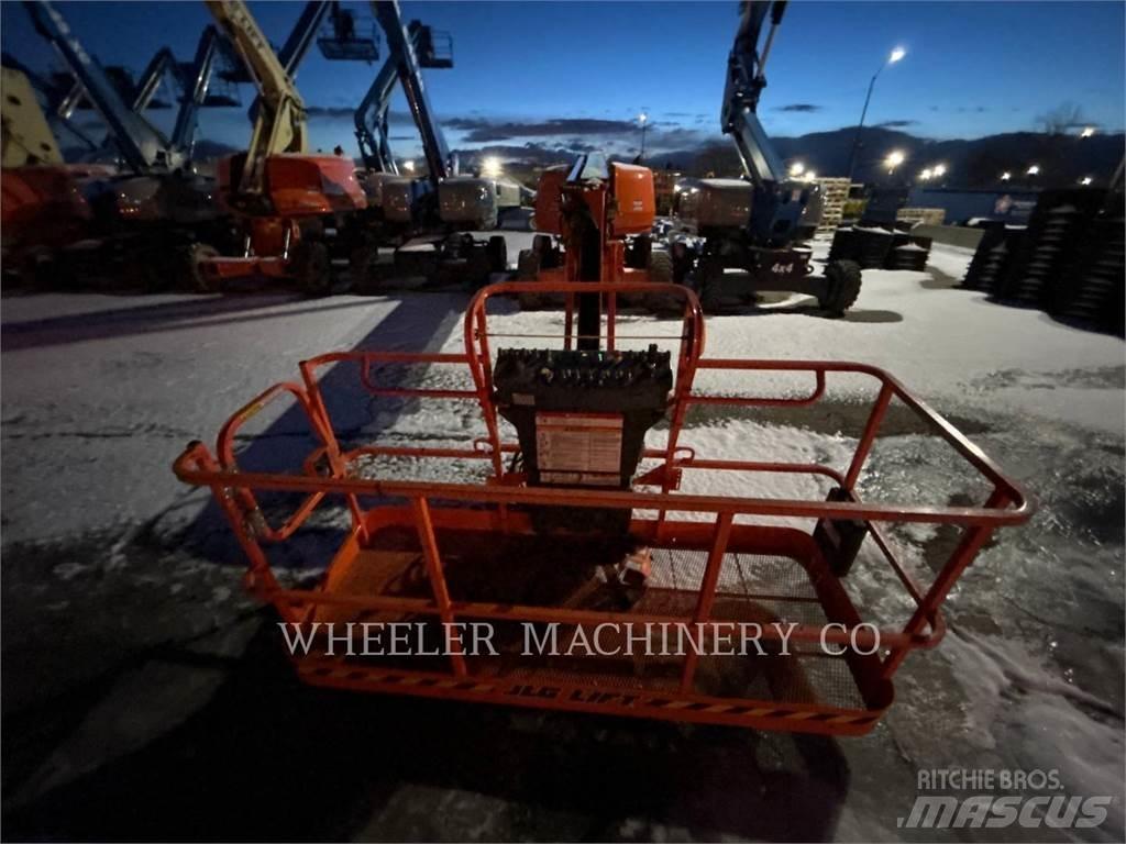 JLG 660SJ Коленчатые подъемники
