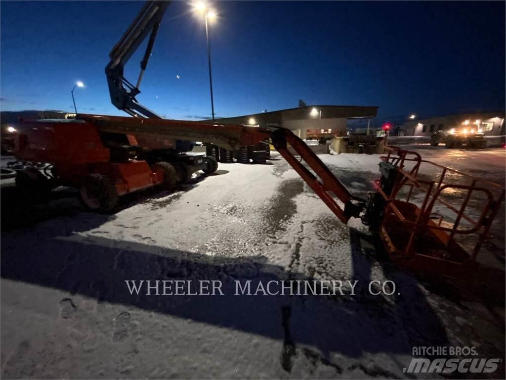 JLG 660SJ Коленчатые подъемники