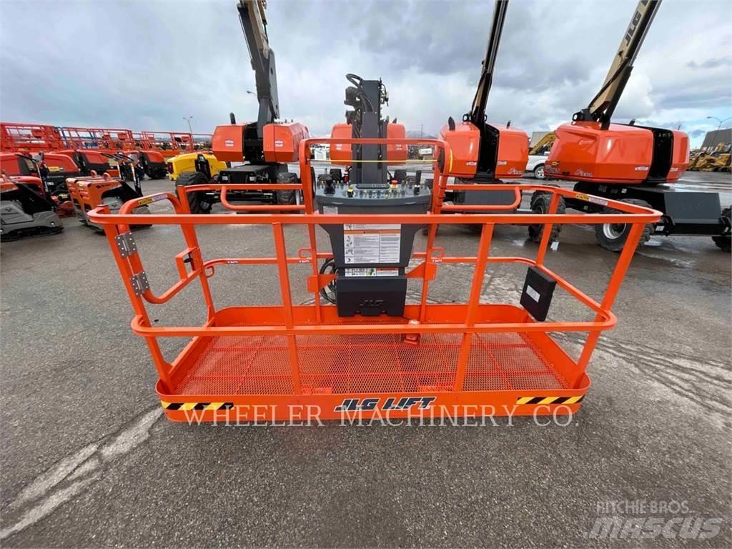 JLG 660SJ Коленчатые подъемники
