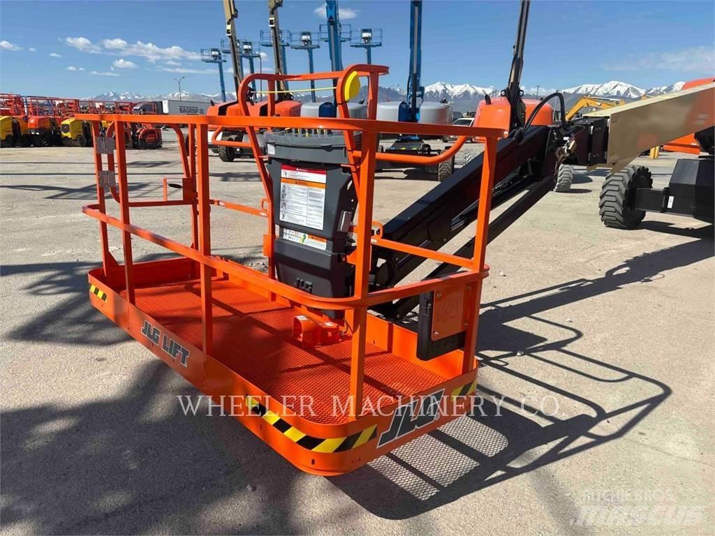 JLG 660SJ Коленчатые подъемники