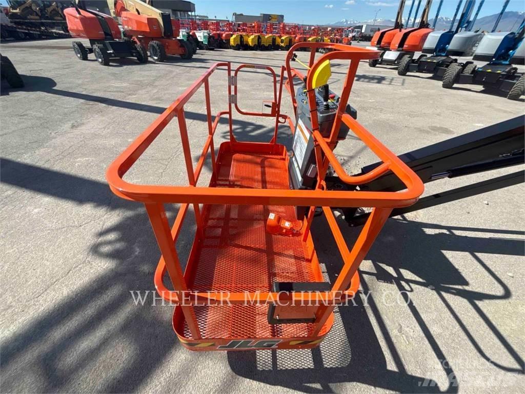 JLG 660SJ Коленчатые подъемники