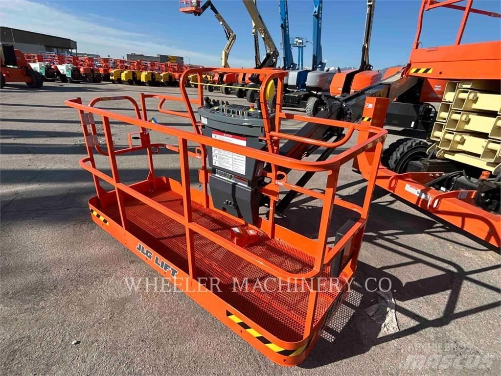 JLG 660SJ Коленчатые подъемники