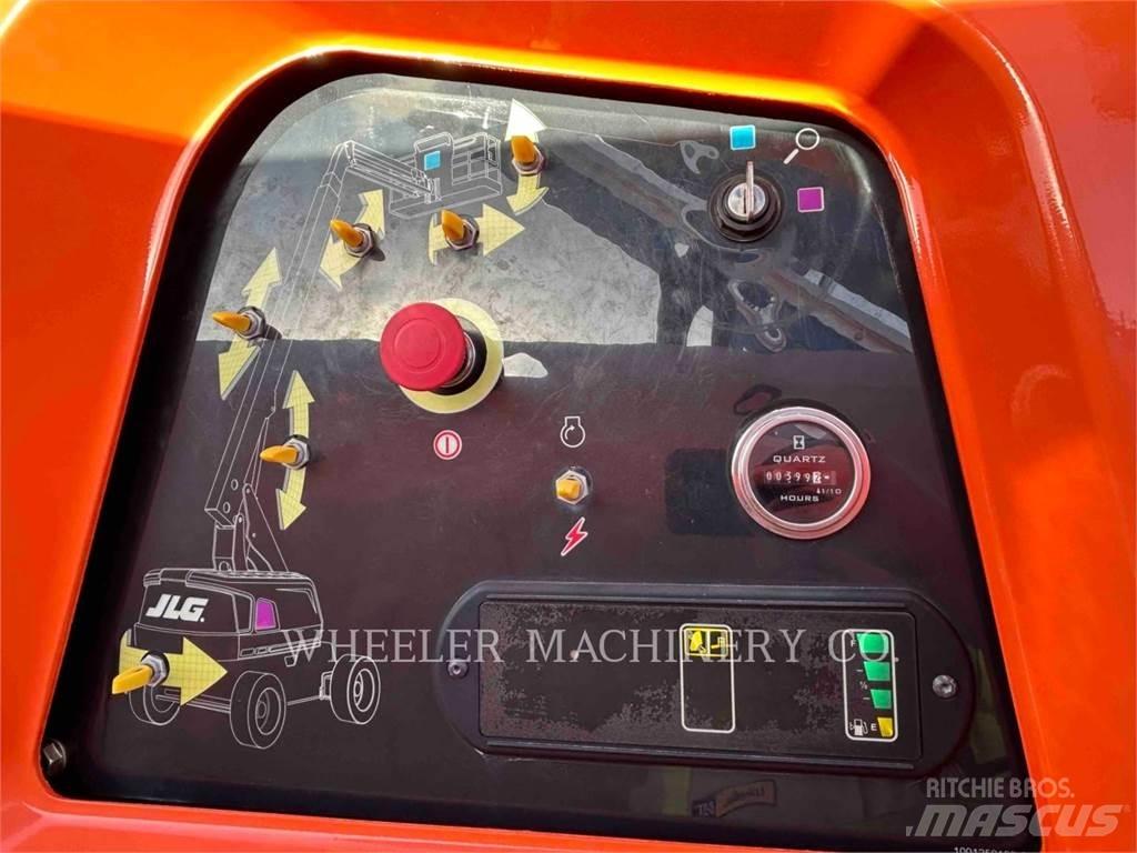 JLG 660SJ Коленчатые подъемники