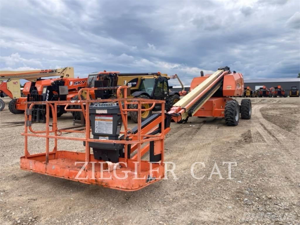 JLG 660SJ Коленчатые подъемники