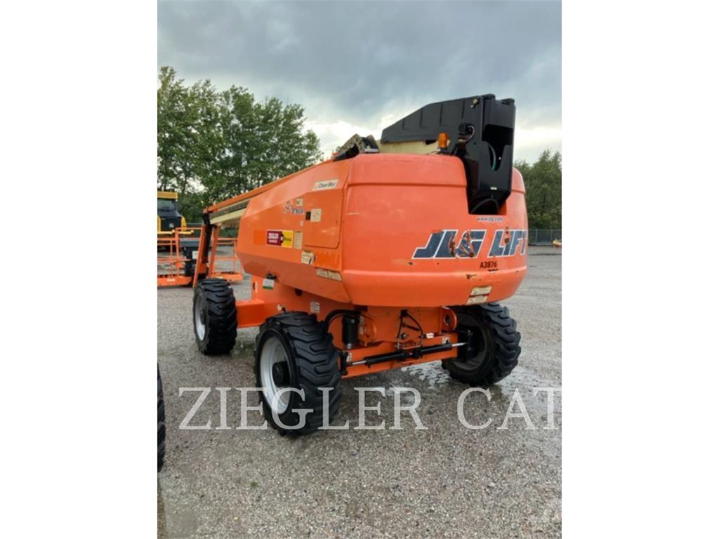 JLG 660SJ Коленчатые подъемники