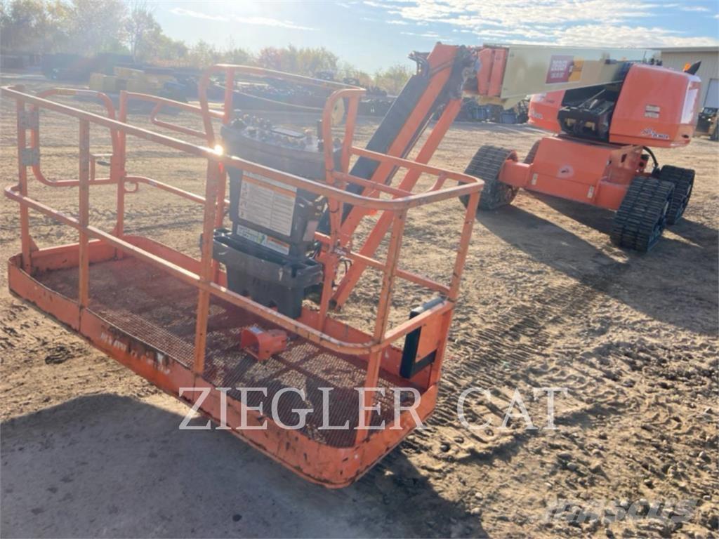 JLG 660SJ Коленчатые подъемники