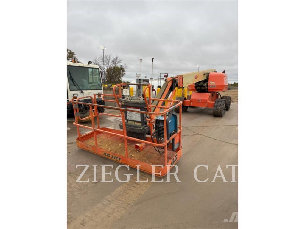 JLG 660SJ Коленчатые подъемники