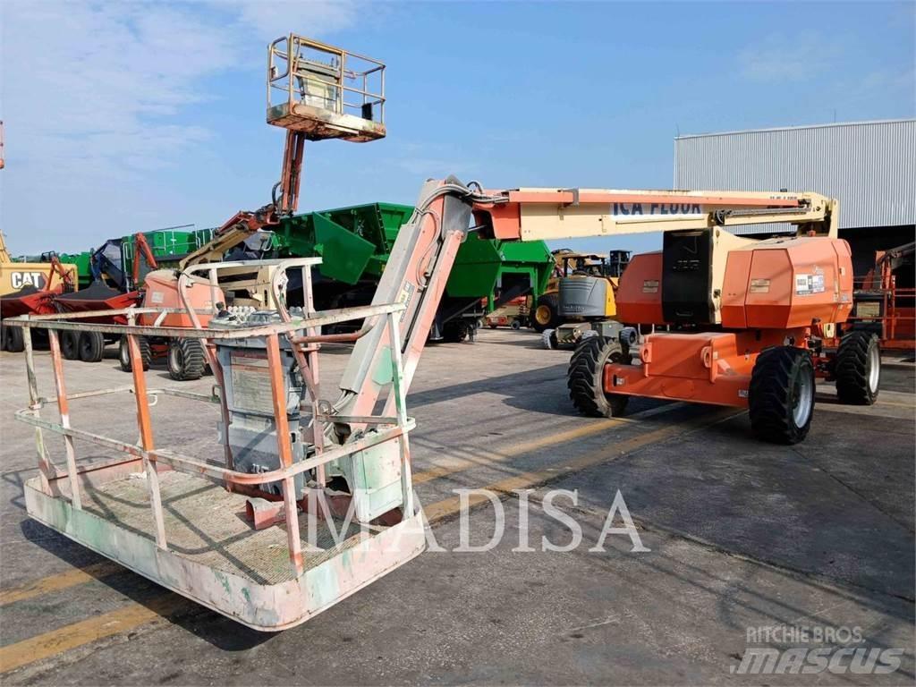 JLG 800 AJ Коленчатые подъемники