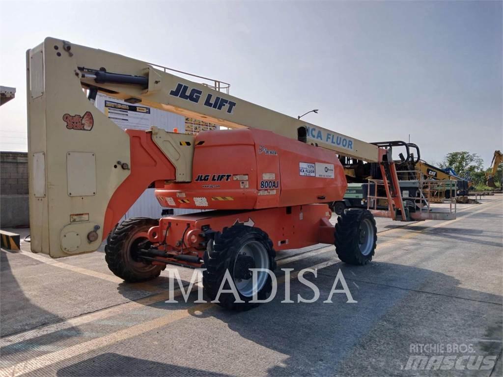 JLG 800 AJ Коленчатые подъемники