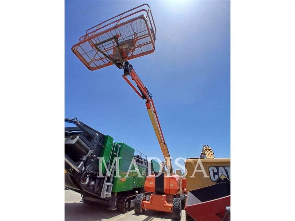 JLG 800 AJ Коленчатые подъемники