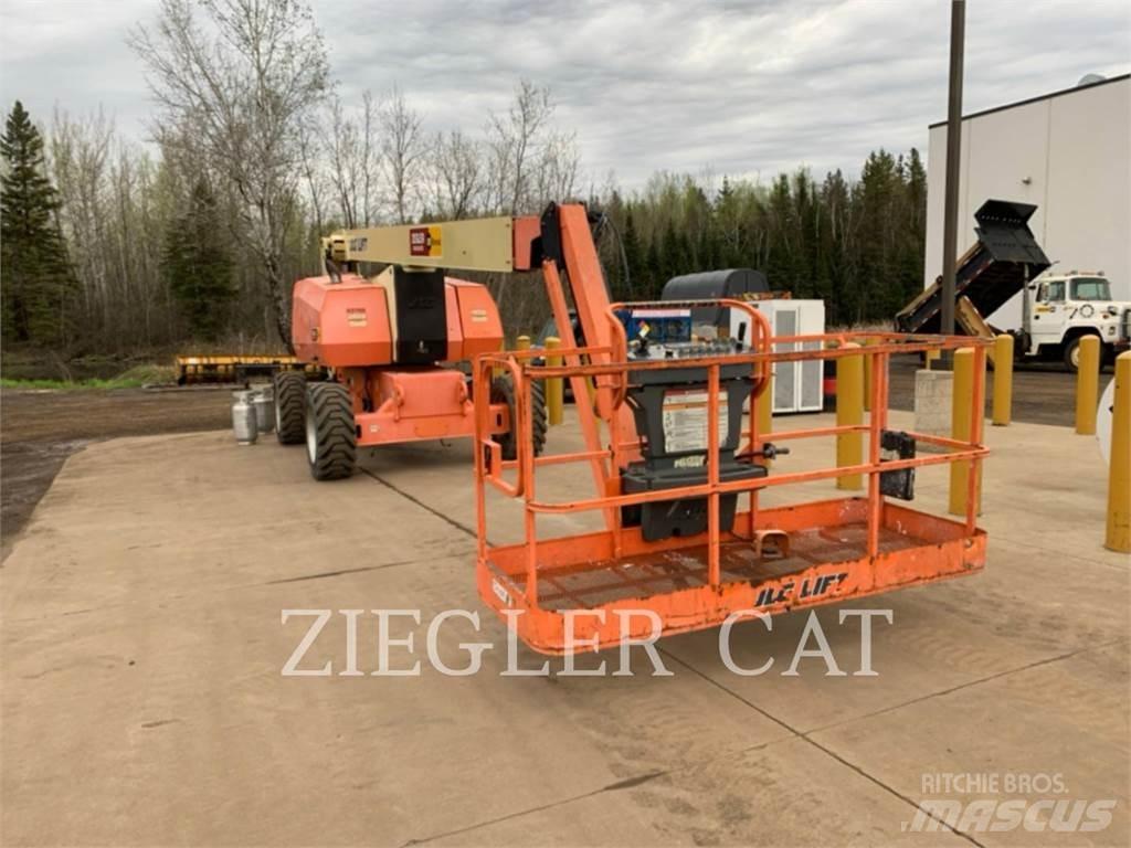 JLG 800AJ Коленчатые подъемники