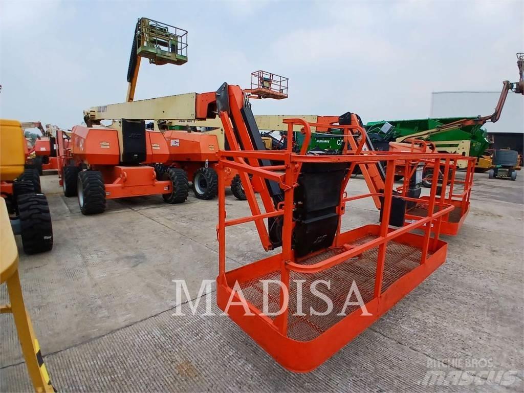 JLG 800AJ Коленчатые подъемники
