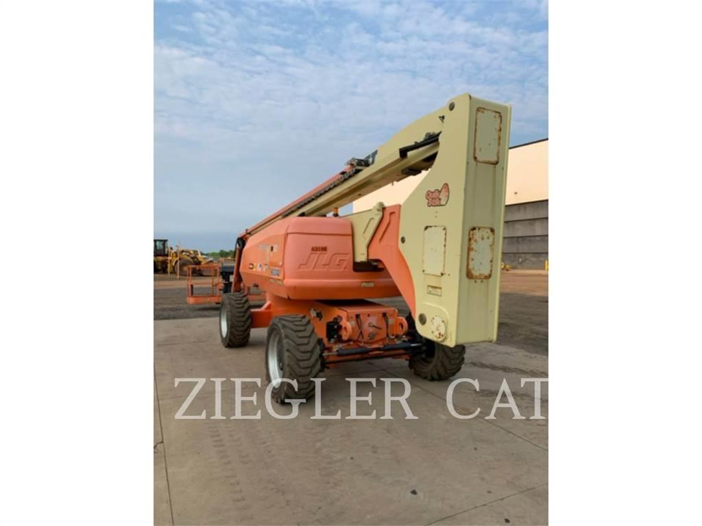 JLG 800AJ Коленчатые подъемники