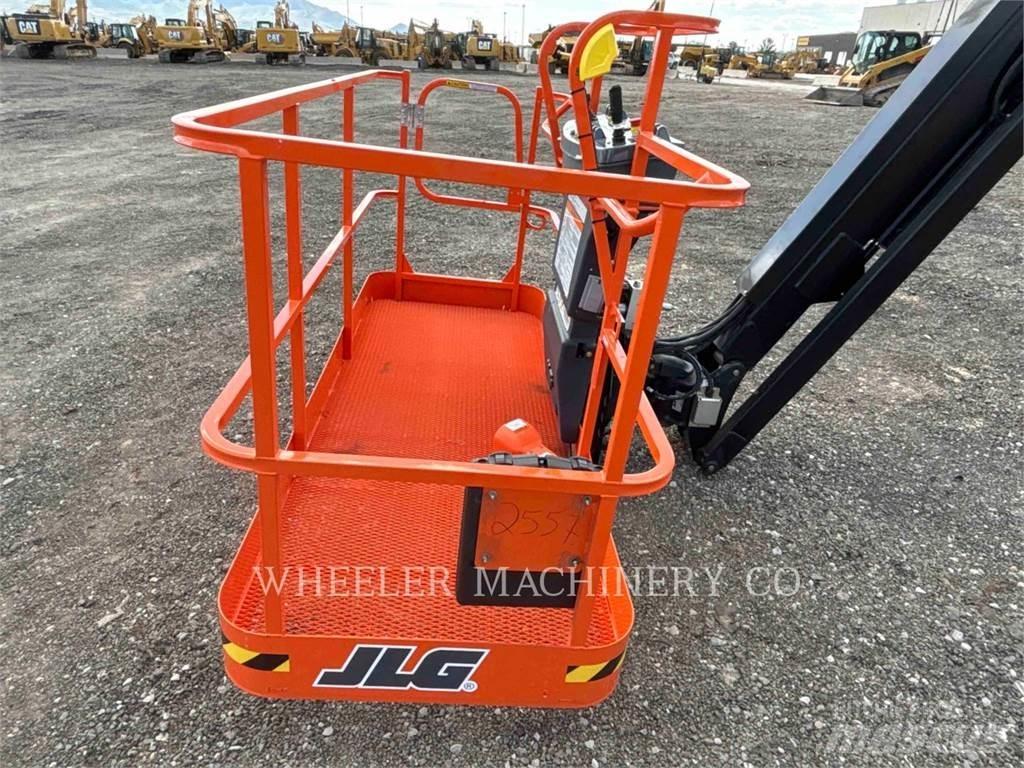 JLG 860SJ Коленчатые подъемники