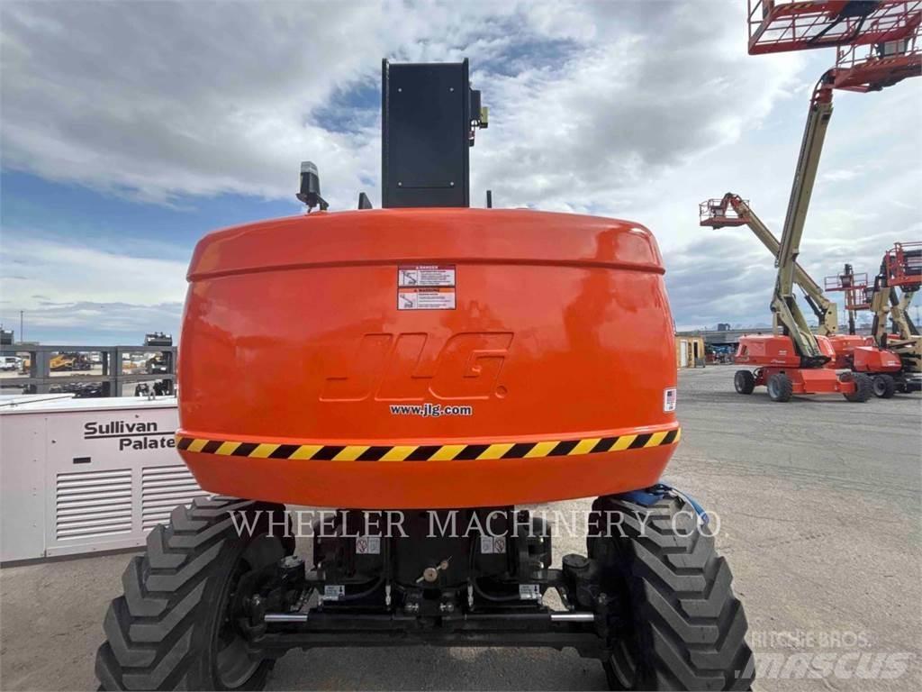 JLG 860SJ Коленчатые подъемники