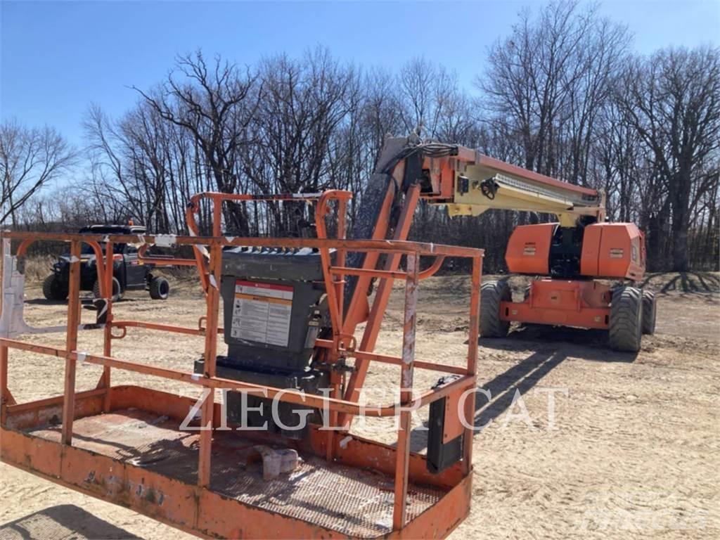 JLG 860SJ Коленчатые подъемники