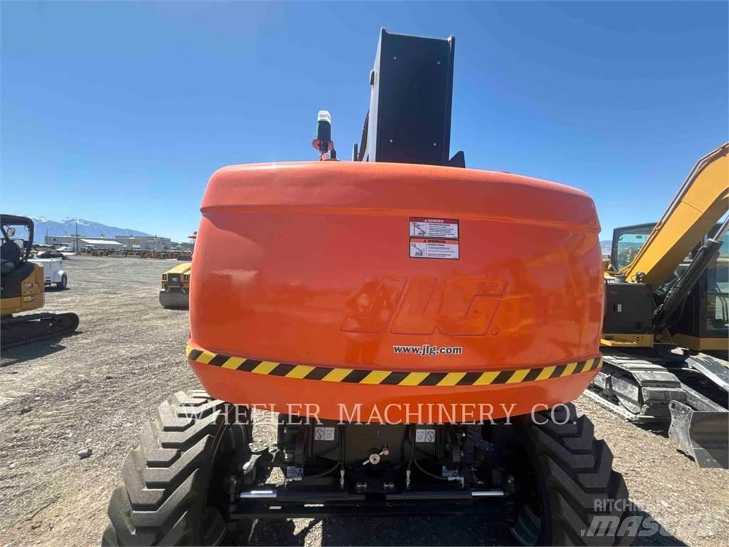 JLG 860SJ SP Коленчатые подъемники
