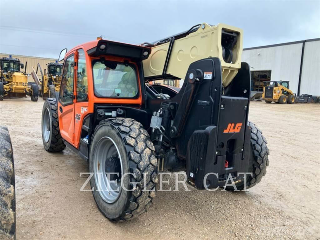JLG 943 Телескопические погрузчики