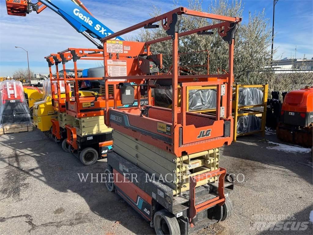 JLG AE1932 Ножничные подъемники