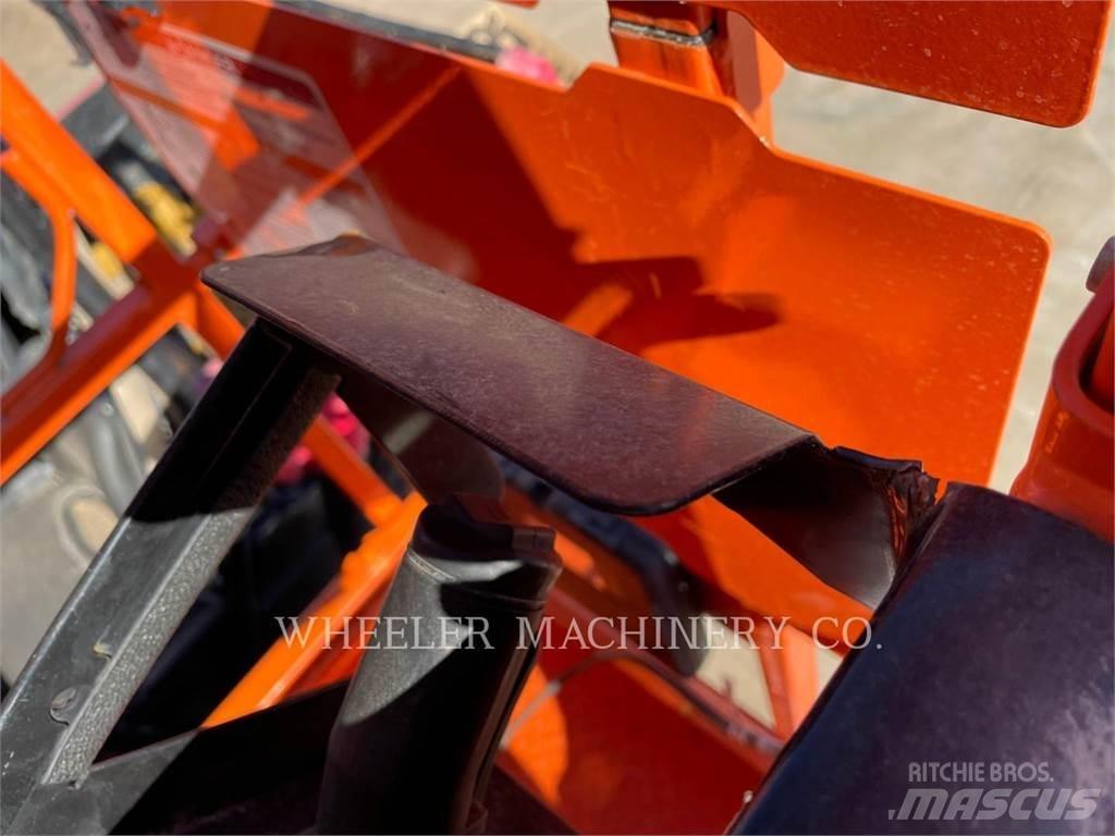 JLG AE1932 Ножничные подъемники